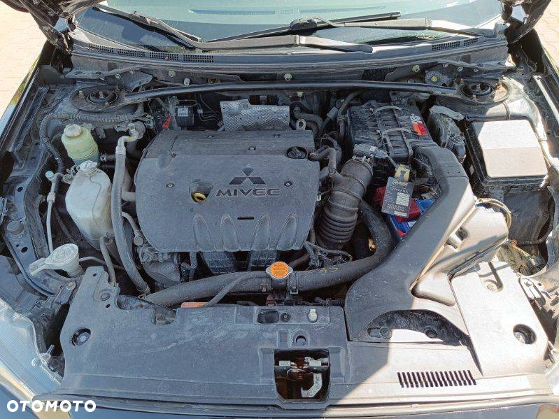 Mitsubishi Lancer 1.8 Invite - 11