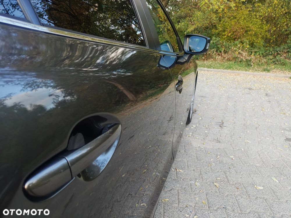 Mazda 3 SKYACTIV-G 120 Exclusive-Line - 17