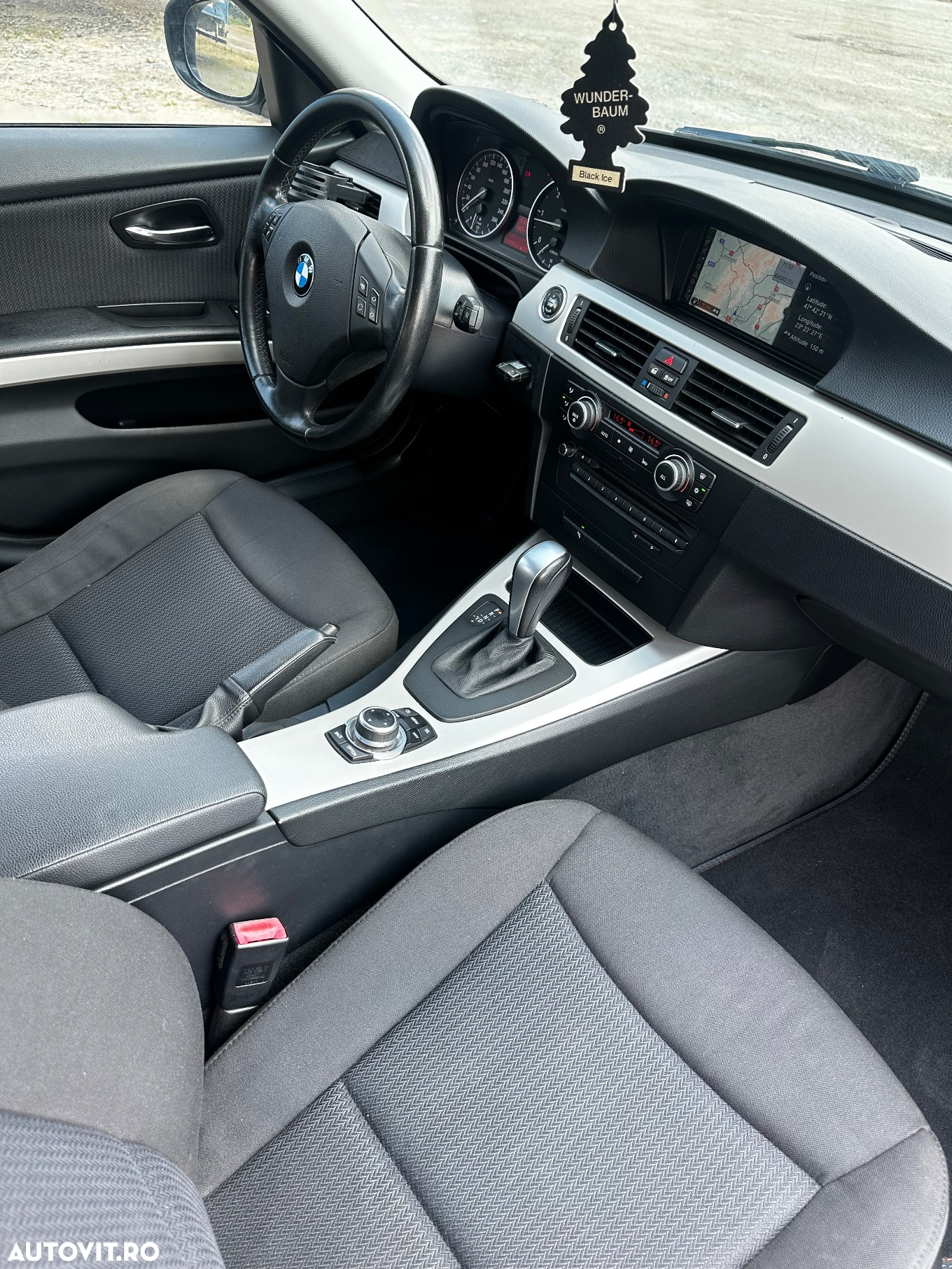 BMW Seria 3 320d DPF Touring Aut. - 9
