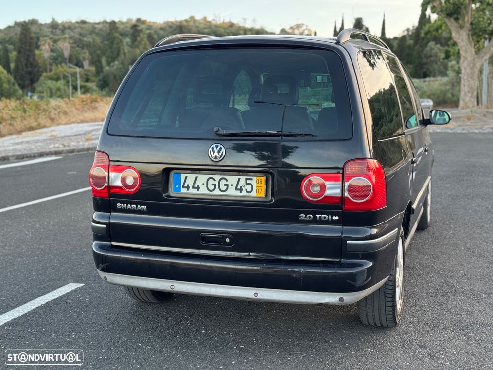 VW Sharan 2.0 TDI Confortline - 12