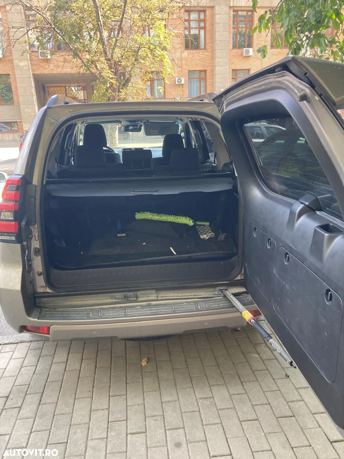 Toyota Land Cruiser 2.8l Turbo D-4D A/T Executive - 7