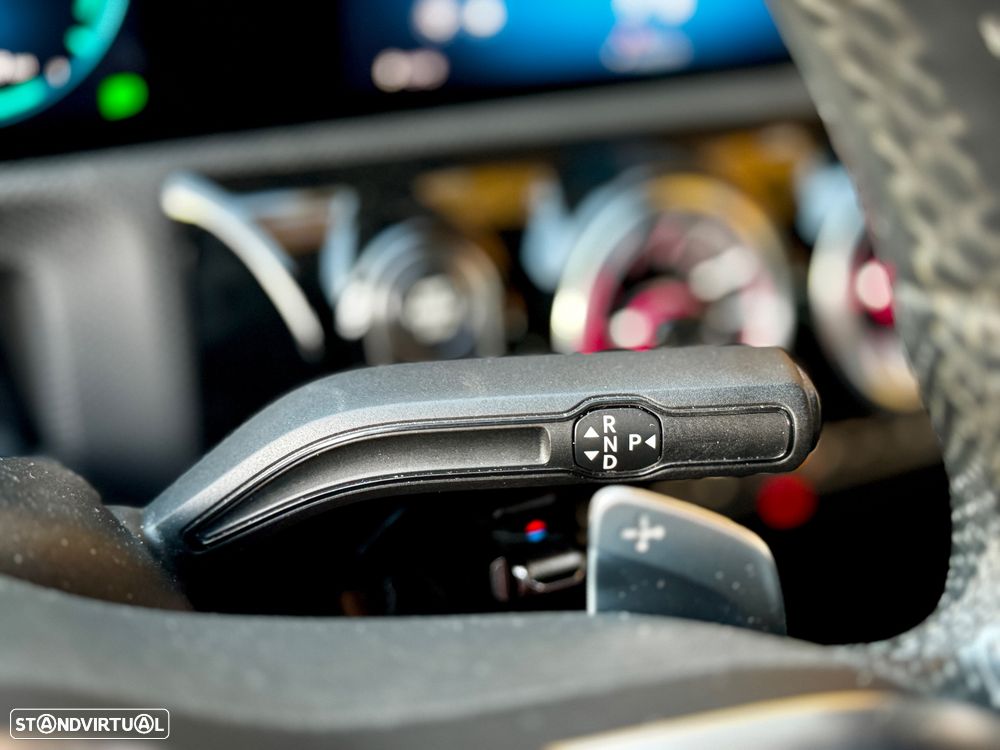 Mercedes-Benz A 250 e 8G-DCT Edition AMG Line - 25