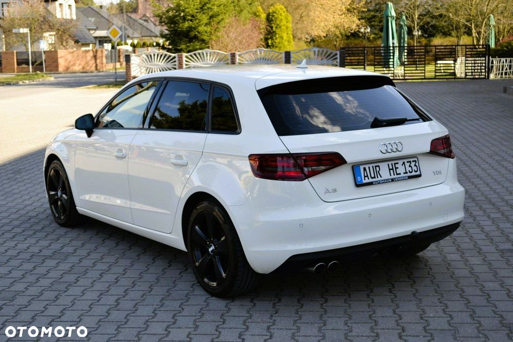 Audi A3 Sportback 2.0 TDI S tronic design - 10