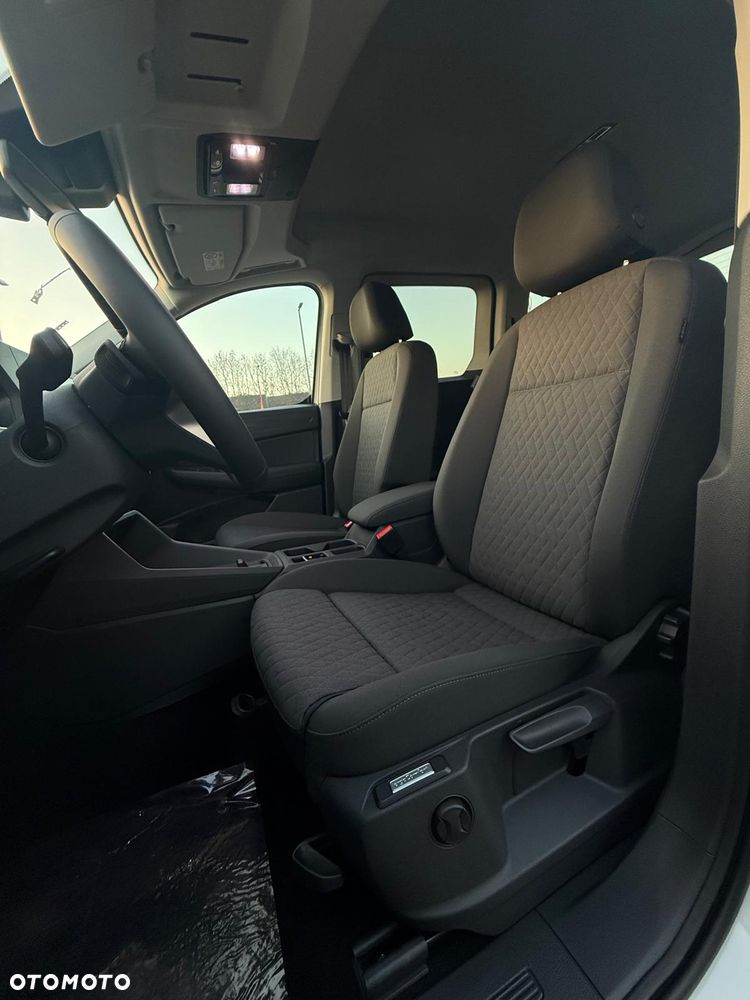 Volkswagen Caddy 2.0 TDI DSG - 10