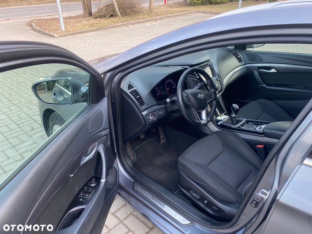 Hyundai i40 Kombi 1.6 Classic - 10