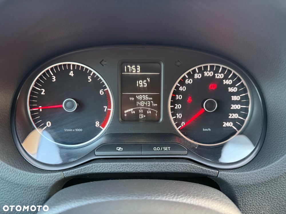 Volkswagen Polo - 24
