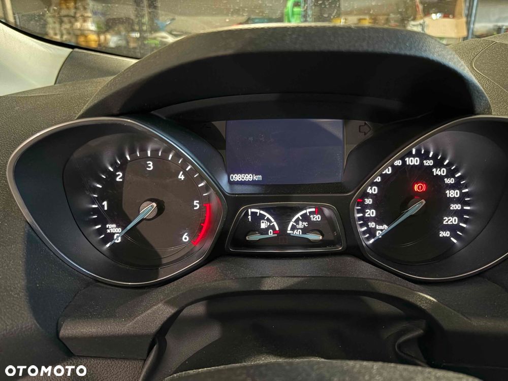 Ford Kuga 2.0 TDCi AWD Titanium - 6