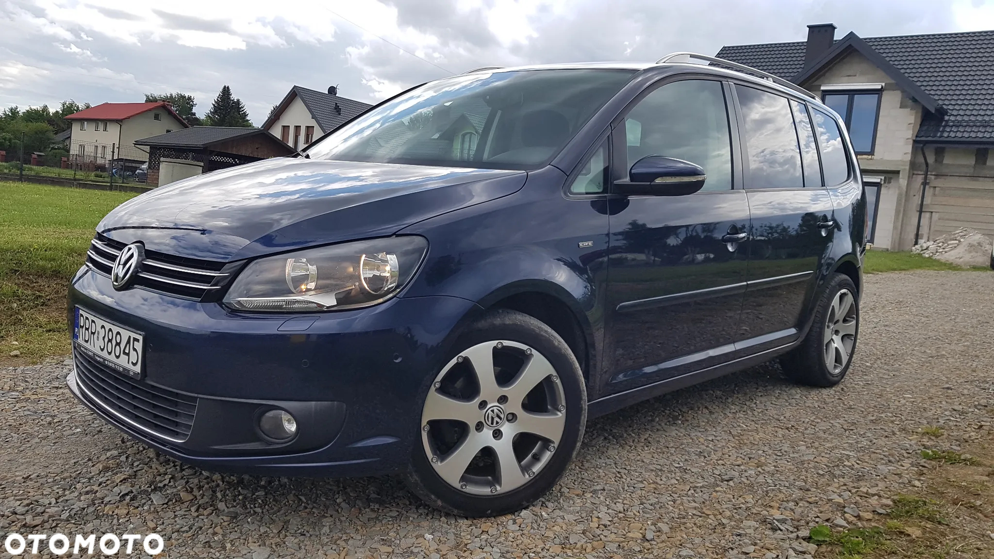 Volkswagen Touran 1.6 TDI DPF Life - 2