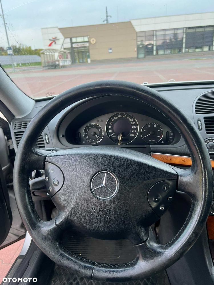 Mercedes-Benz Klasa E - 14