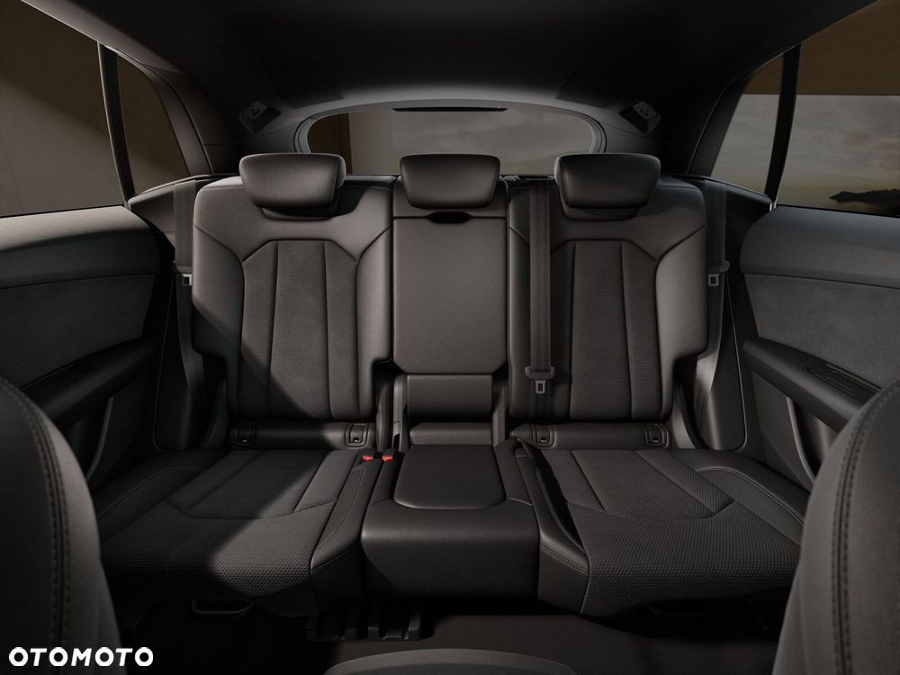 Audi Q8 - 8