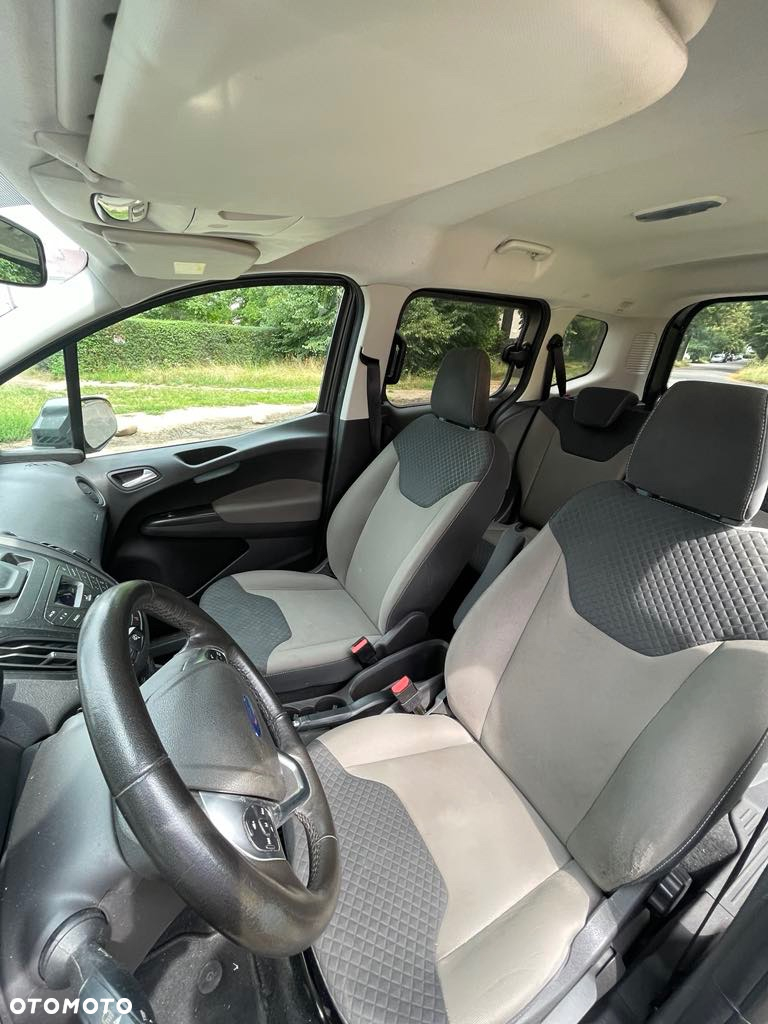 Ford Tourneo Courier 1.5 TDCi Trend - 8