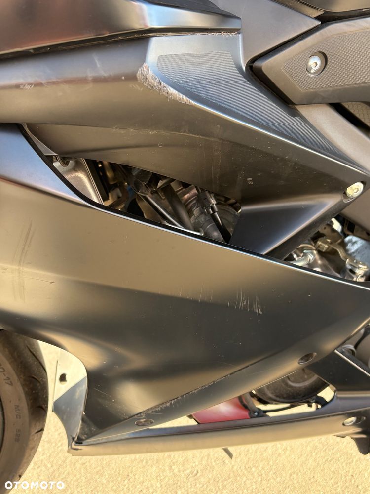 Yamaha R125 - 8