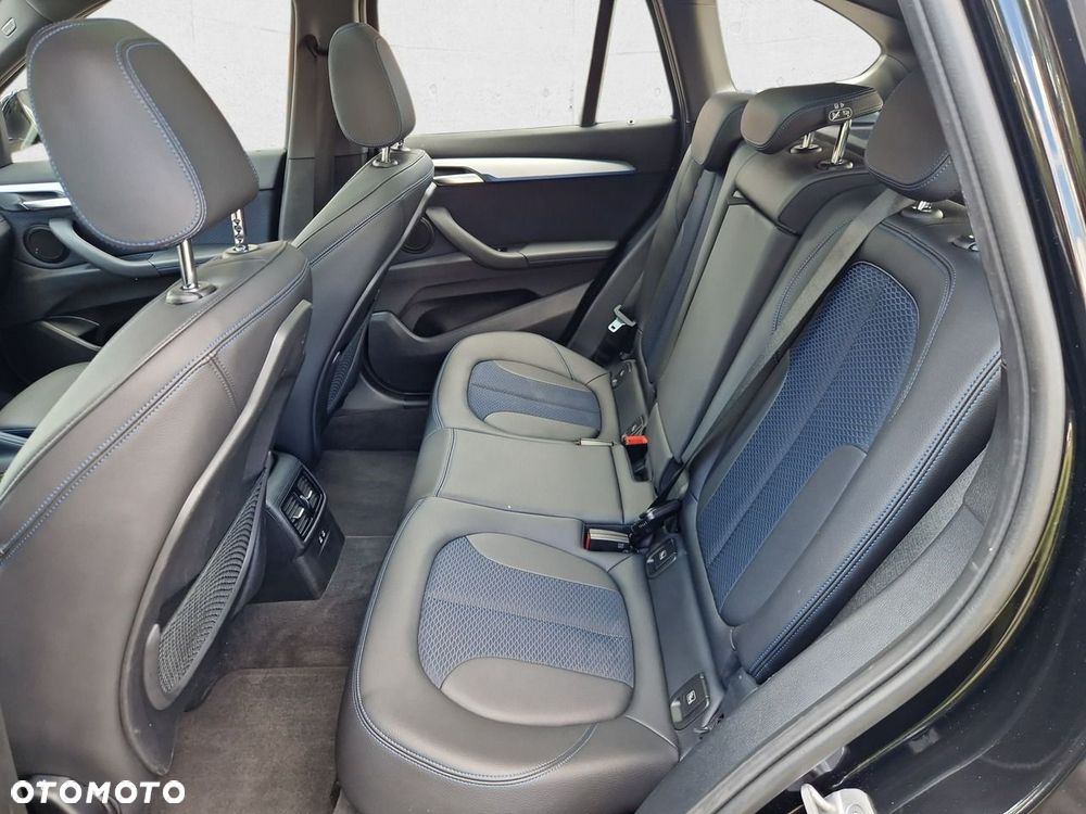 BMW X1 - 12