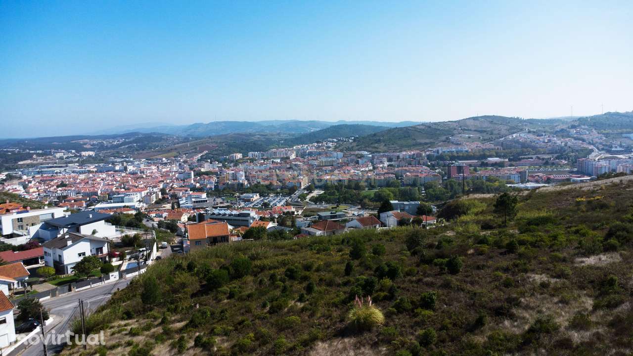 Terreno, 8 500 m², Torres Vedras (São Pedro, Santiago, Santa Maria do Castelo e São Miguel) e Matacães - Grande imagem: 5/7