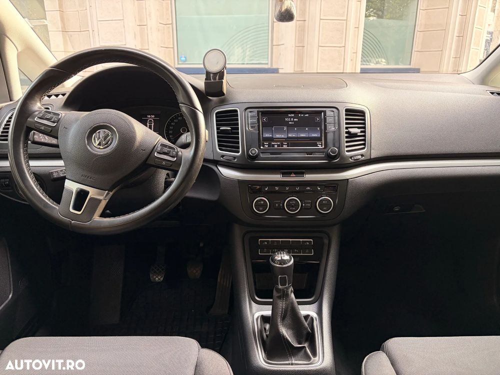 Volkswagen Sharan - 14