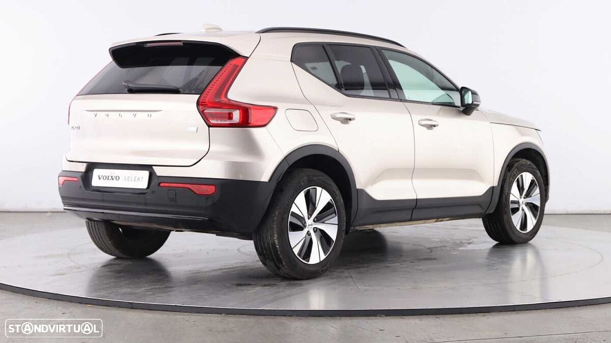 Volvo XC 40 - 7