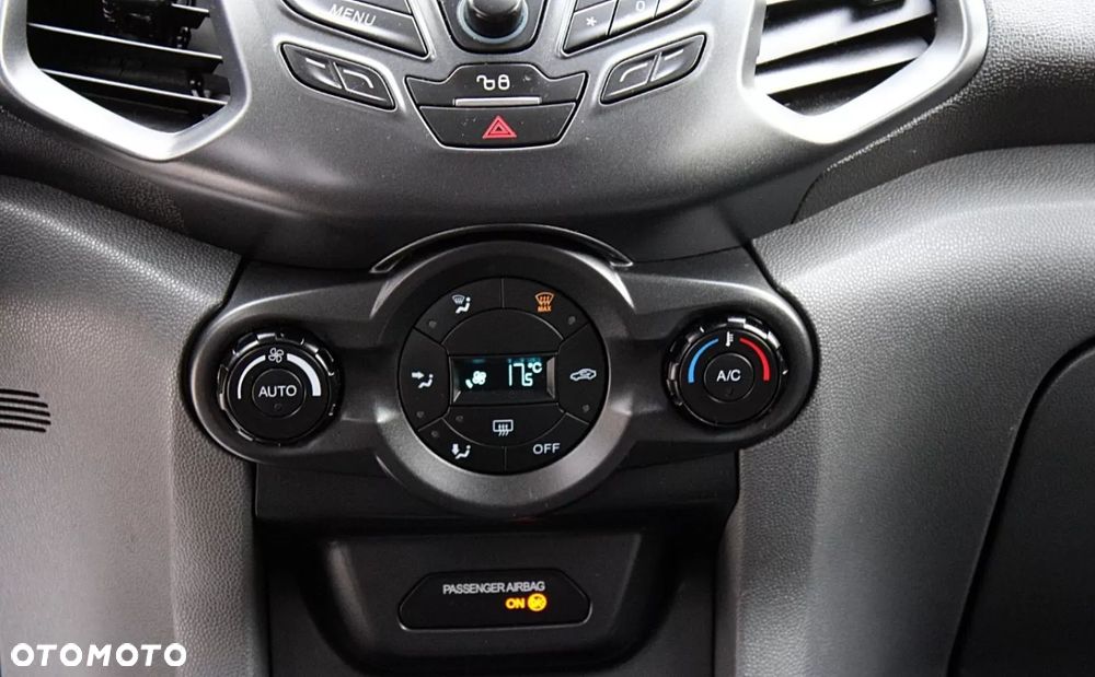 Ford EcoSport - 19
