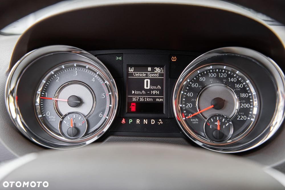 Lancia Voyager 2.8 Multijet 16v Platinum - 20
