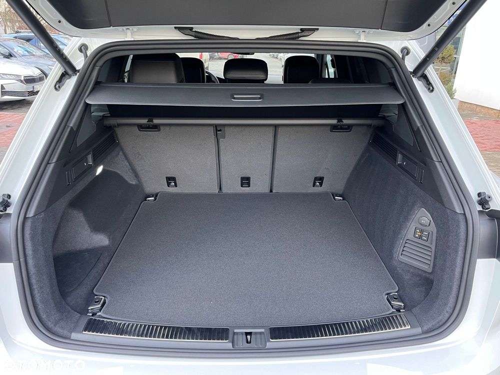 Volkswagen Touareg 3.0 V6 TDI 4Motion R-Line - 33