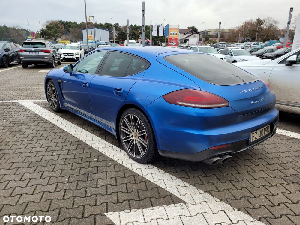 Porsche Panamera - 3