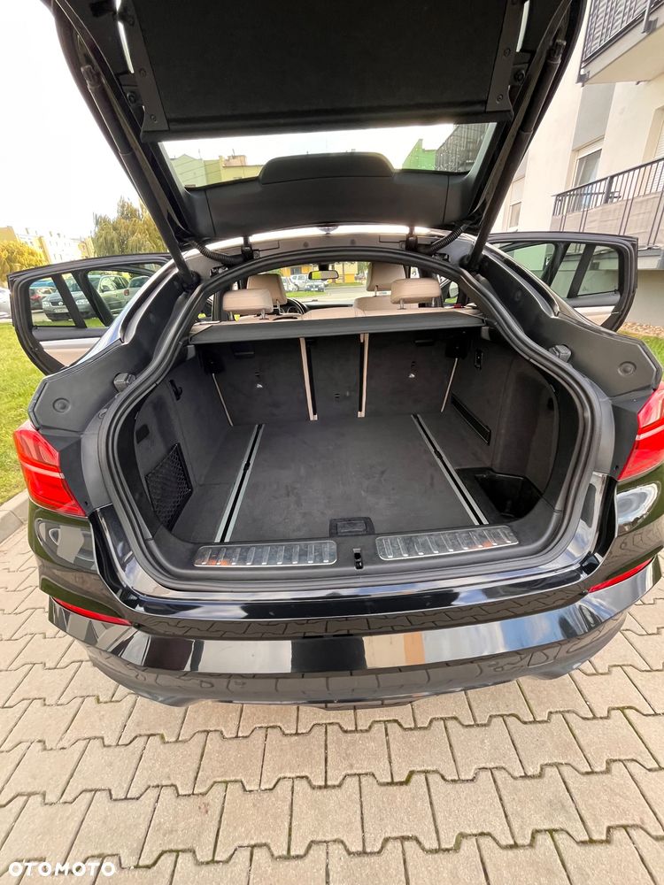 BMW X4 xDrive20d - 14