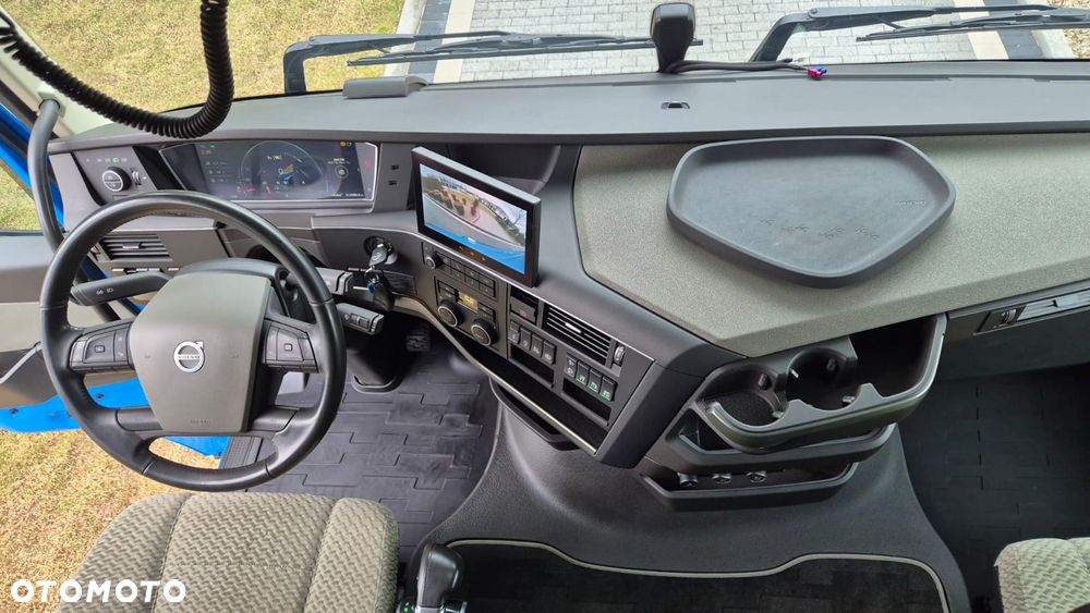 Volvo VOLVO///FH///500///2023/// GLOBETROTTER///XXL///JEDYNE  212 TYŚ KM///KLIMATYZACJA POSTOJOWA///HYDRAULIKA/// ALUFELGI///ZABUDOWY  MIĘDZYOSIOWE///KAMERA/// FULL LED///VIRTUAL COCPIT/// PERFEKCYJNY STAN - 25