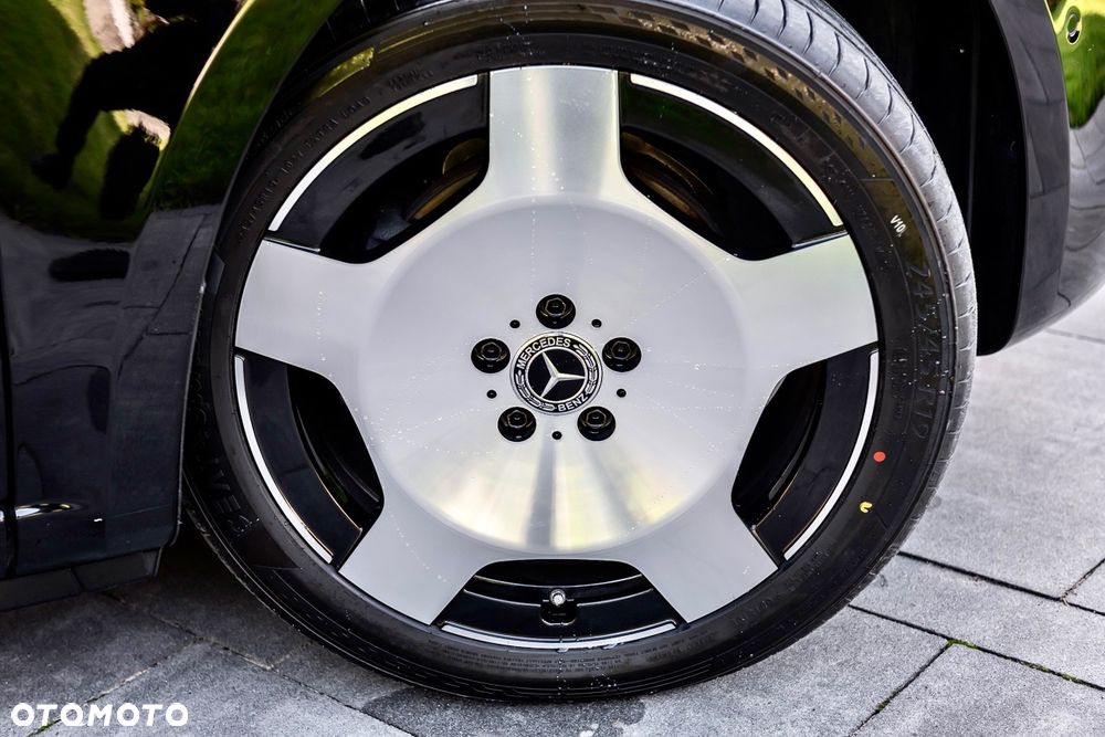Mercedes-Benz Klasa V 300 d lang 4Matic 9G-TRONIC Exclusive Edition - 21