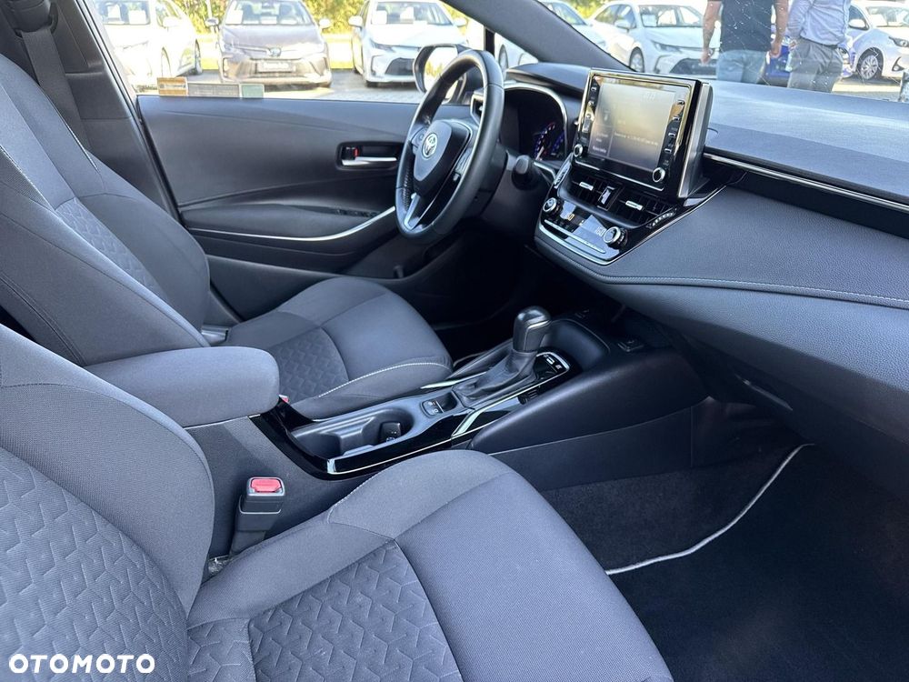 Toyota Corolla - 9