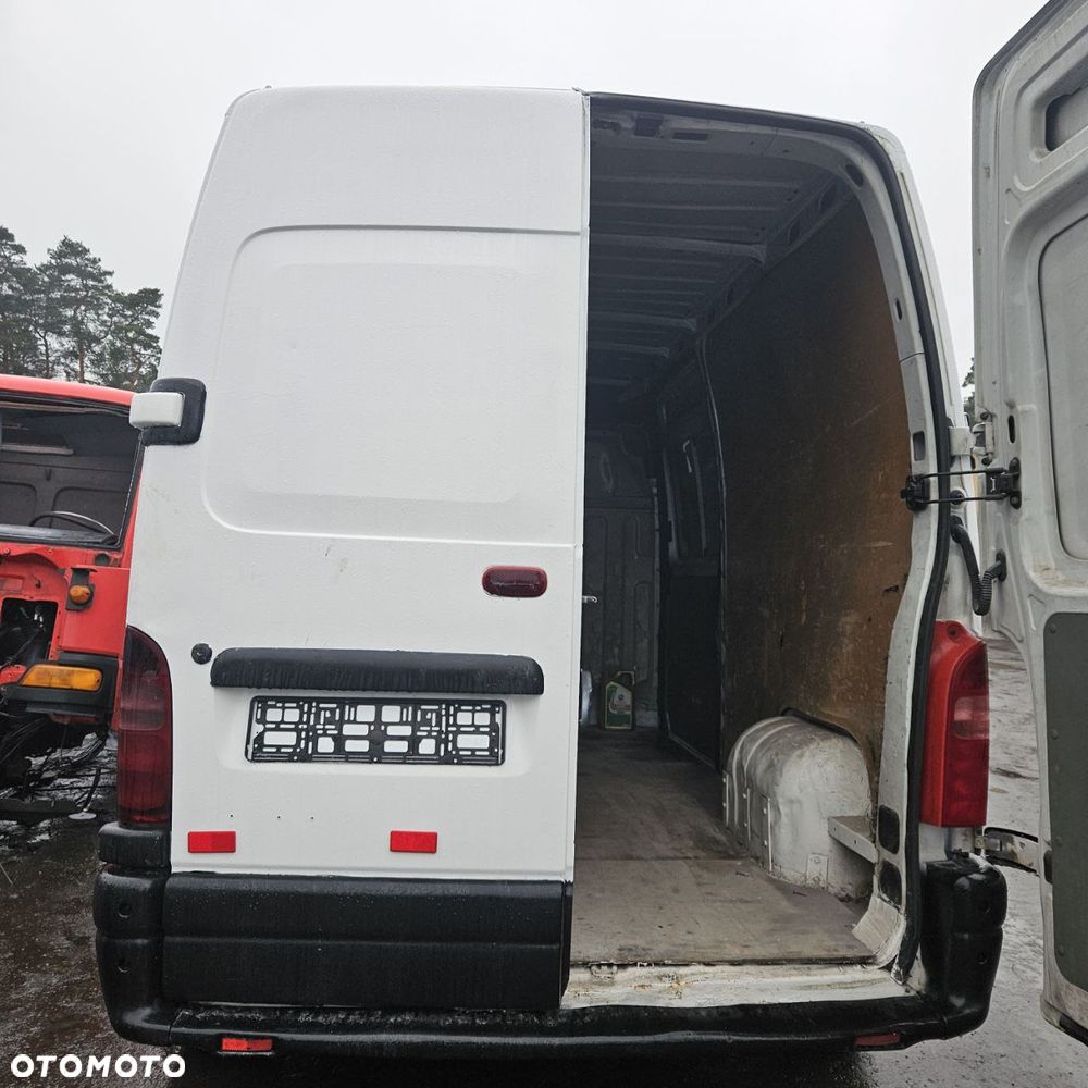 Renault Master II  (lak. 0389) pojazd na części: maska, zderzak, drzwi, szyby, lusterka, chłodnica - 6