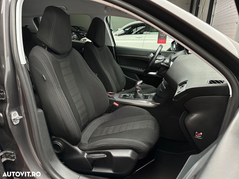 Peugeot 308 PureTech 110 Stop & Start Allure - 23