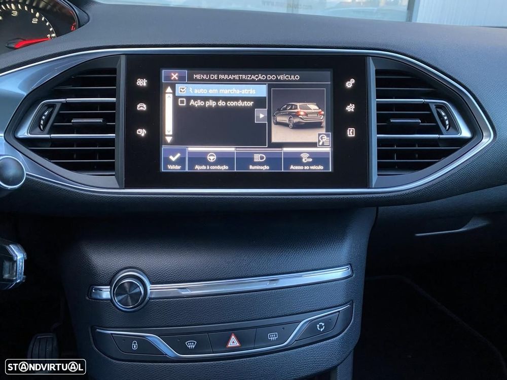 Peugeot 308 SW 1.6 BlueHDi Style - 17