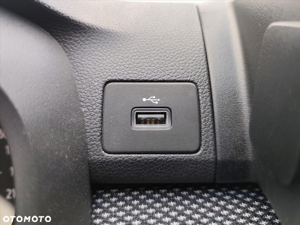 Dacia Sandero - 16