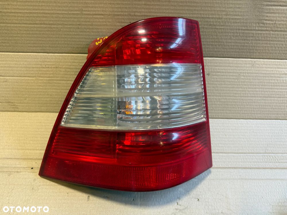 Lampa Mercedes ML W163 lewa A1638201964 prawa A1638202064 OE - 1