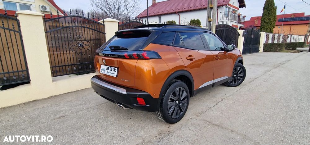 Peugeot 2008 1.2 L PureTech STT EAT8 GT Line - 3