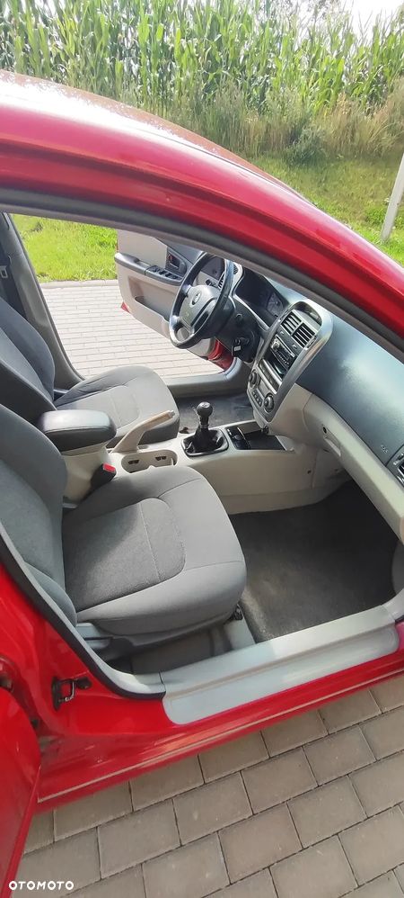 Kia Cerato - 20
