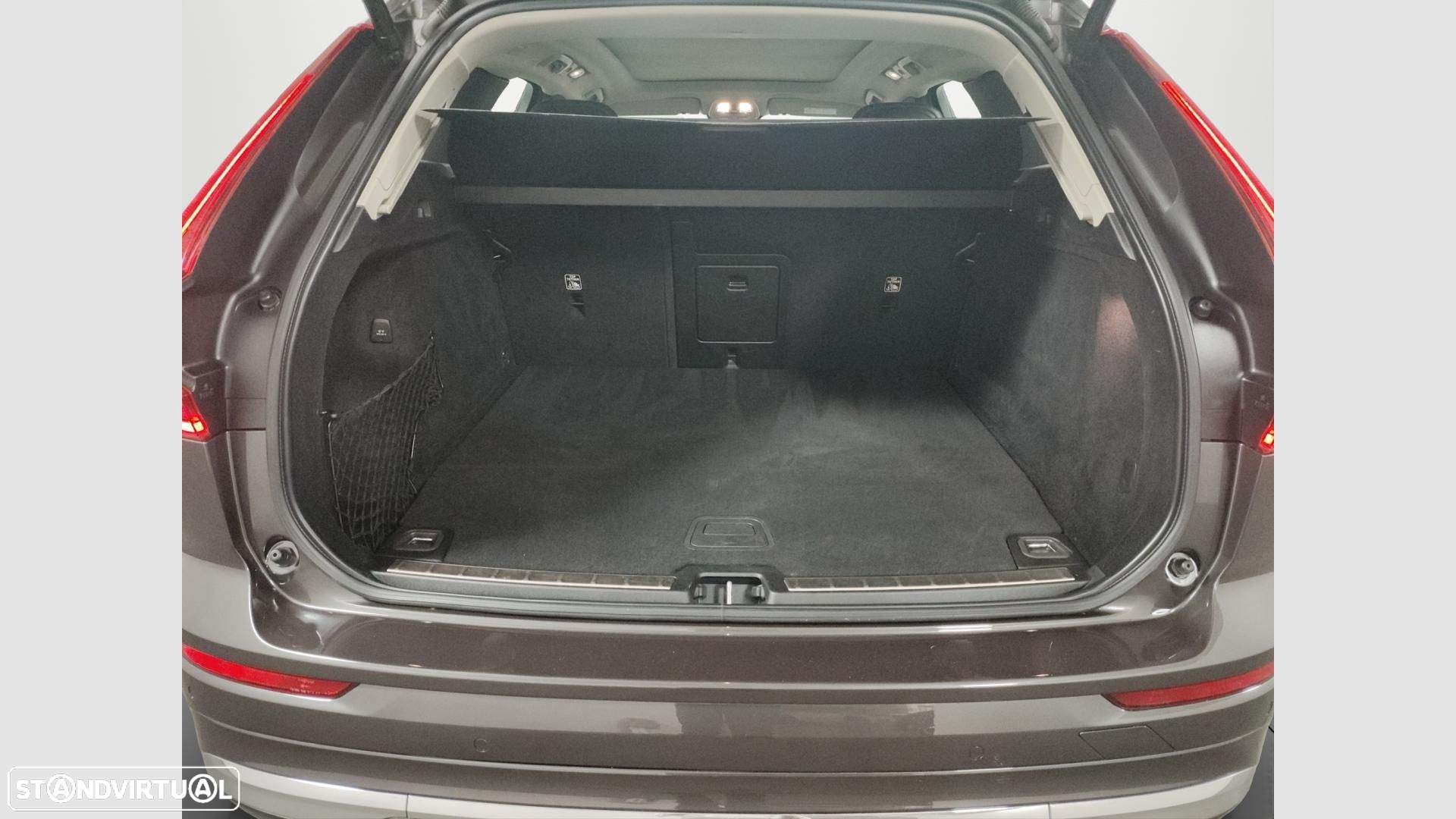 Volvo XC 60 2.0 T6 PHEV Inscription AWD - 18