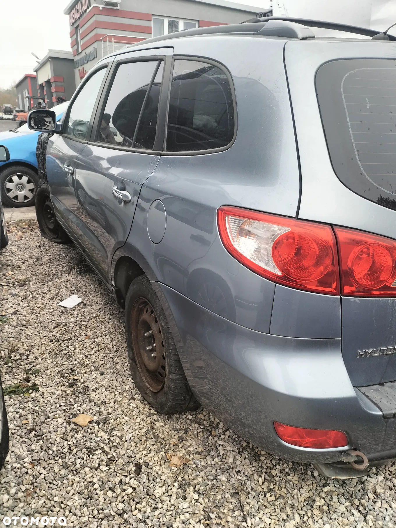 DRZWI PRAWE LEWE PRZÓD HYUNDAI SANTA FE II KOD LAK. 6F 00-06r - 2