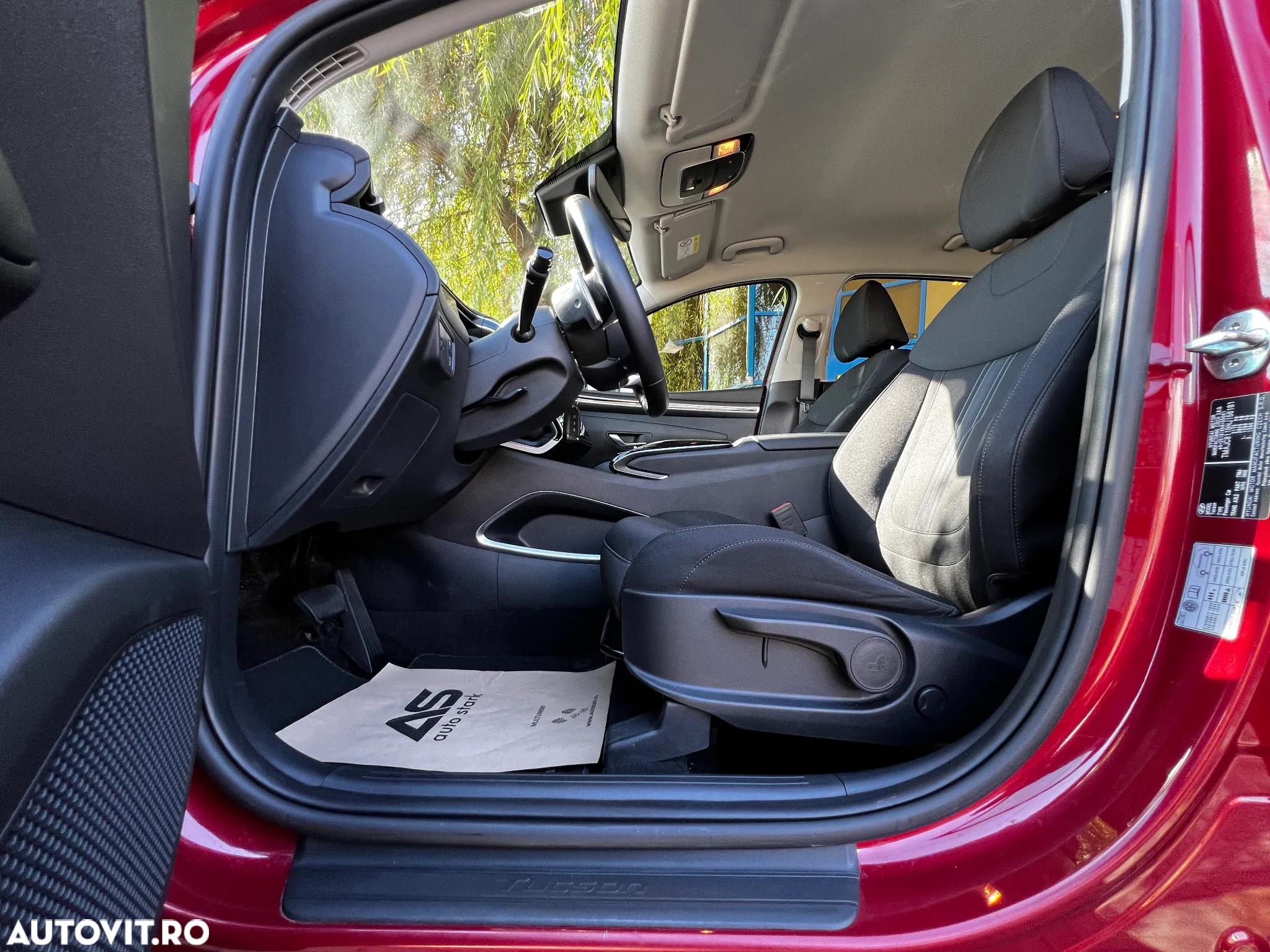 Hyundai Tucson 1.6 T-GDi HEV 2WD Select - 17