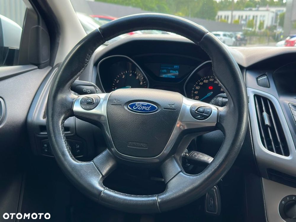 Ford Focus 1.6 Trend - 12