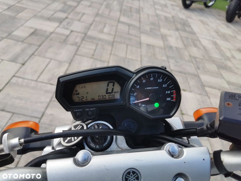 Yamaha FZ6 - 14