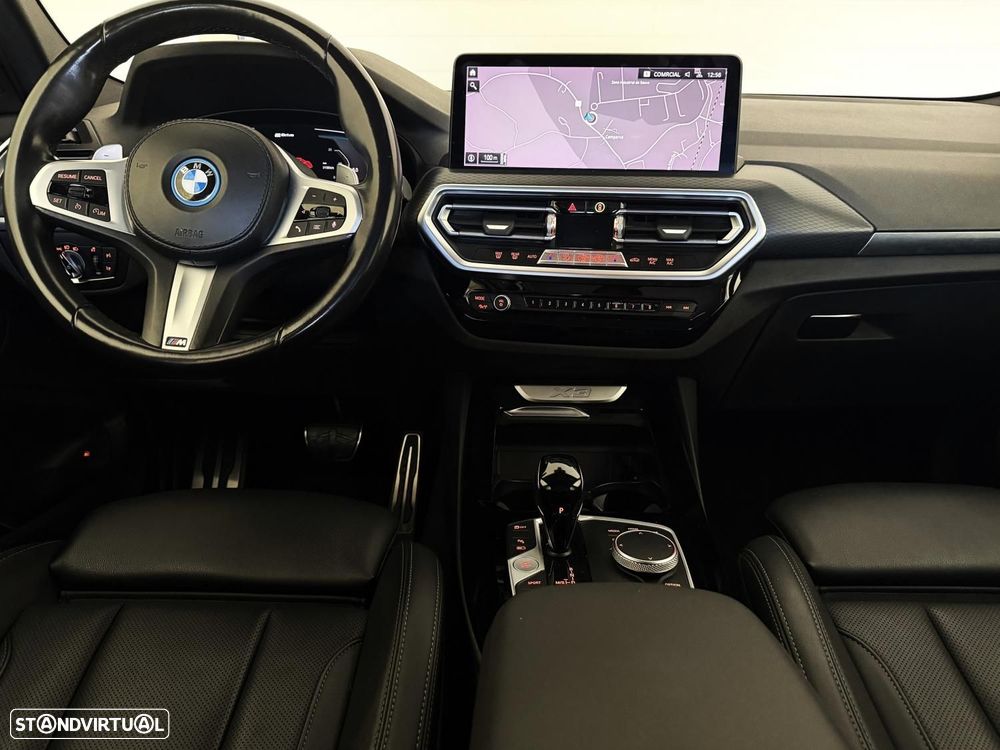 BMW X3 30 e xDrive Pack M — fotografia 15