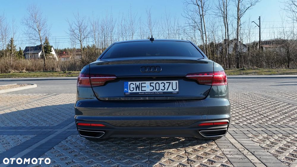 Audi A4 Limousine - 17