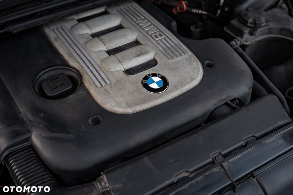 BMW Seria 3 330d - 23