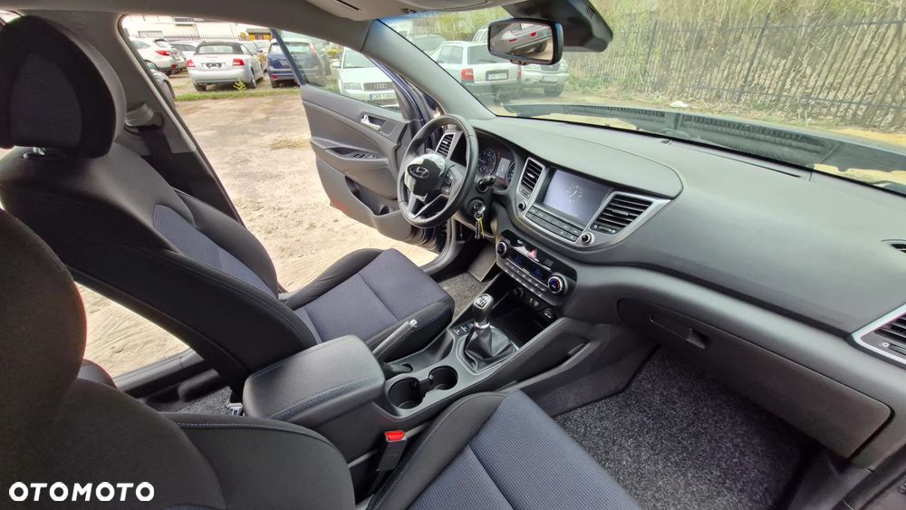 Hyundai Tucson blue 1.7 CRDi 2WD Style - 6