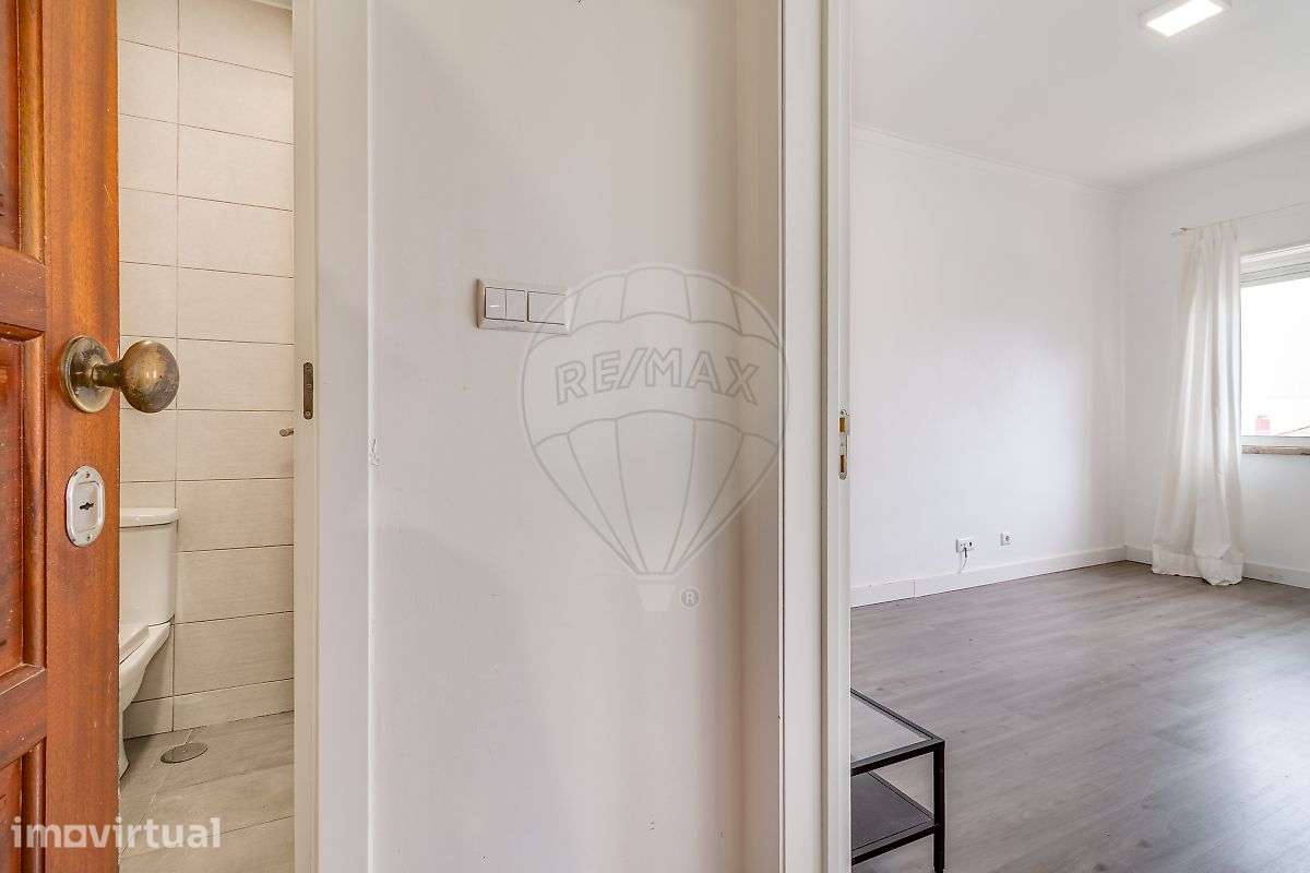 Apartamento T1 para venda - Grande imagem: 2/27