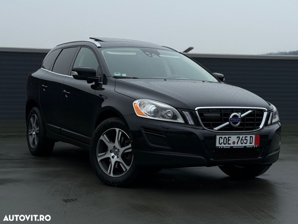 Volvo XC 60 D5 AWD Aut. Momentum - 37