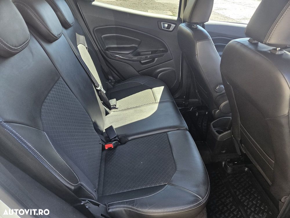 Ford EcoSport 1.5 TDCi Titanium - 10