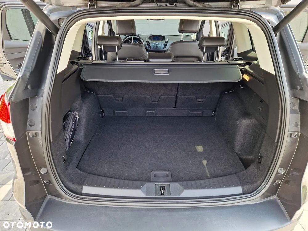 Ford Kuga 2.0 TDCi 2x4 Titanium - 23