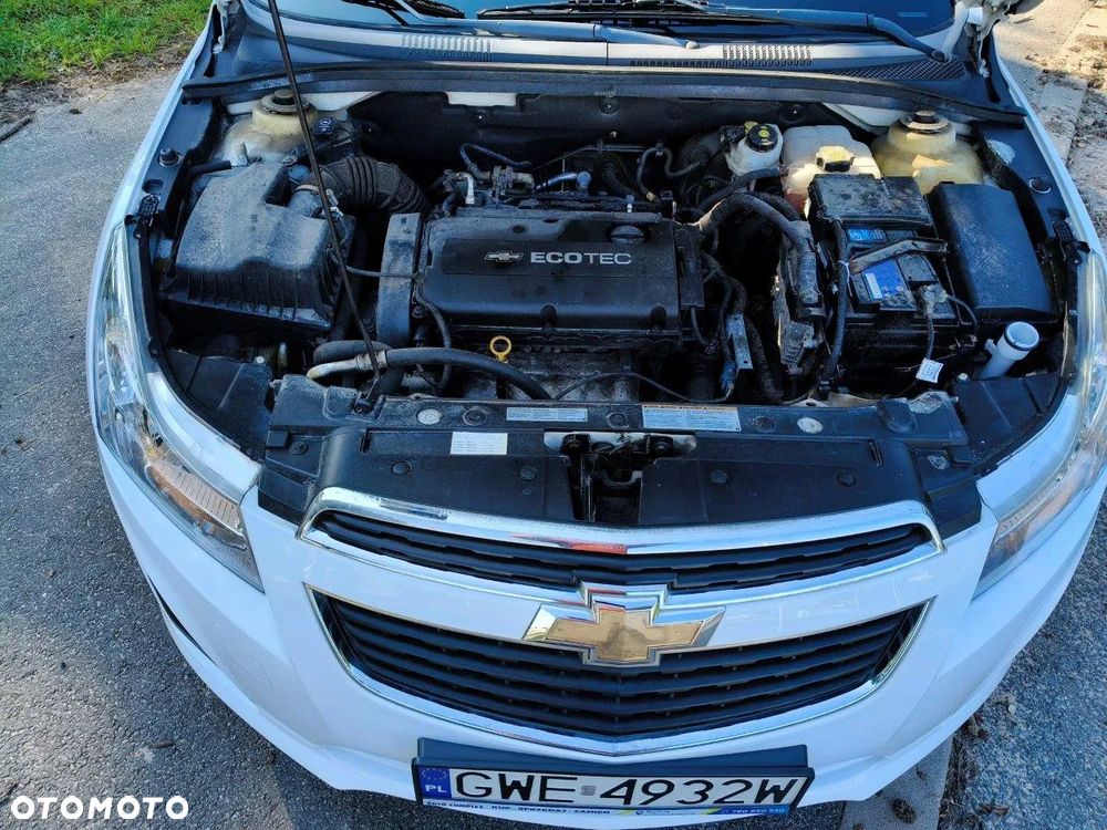 Chevrolet Cruze 1.8 LT - 16