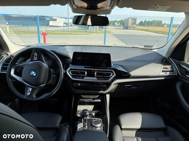 BMW X3 xDrive20d - 11